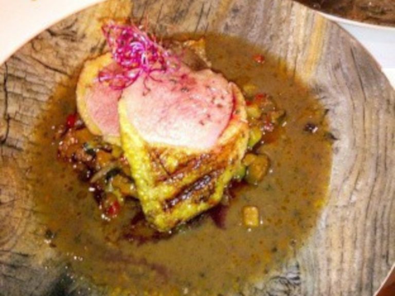 Magret de canard à la provençale et sa garniture à part