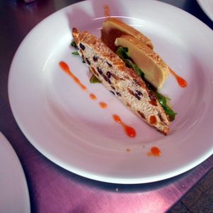 terrine de foie gras igp sud ouest au vin doux et épices