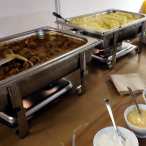 Plat au buffet